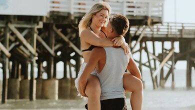 ≡ Filha de Gugu Liberato, Marina celebra quase 2 anos de namoro e beija namorado em ensaio 》 Her Beauty