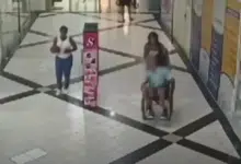 ≡ Caso da mulher que levou “tio” morto até o banco é notícia internacional.   》 Her Beauty